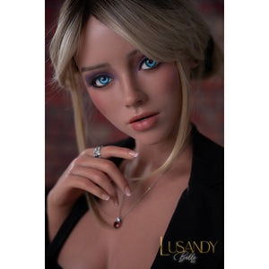 LUSANDY - Belle C 165 cm (Silicone)