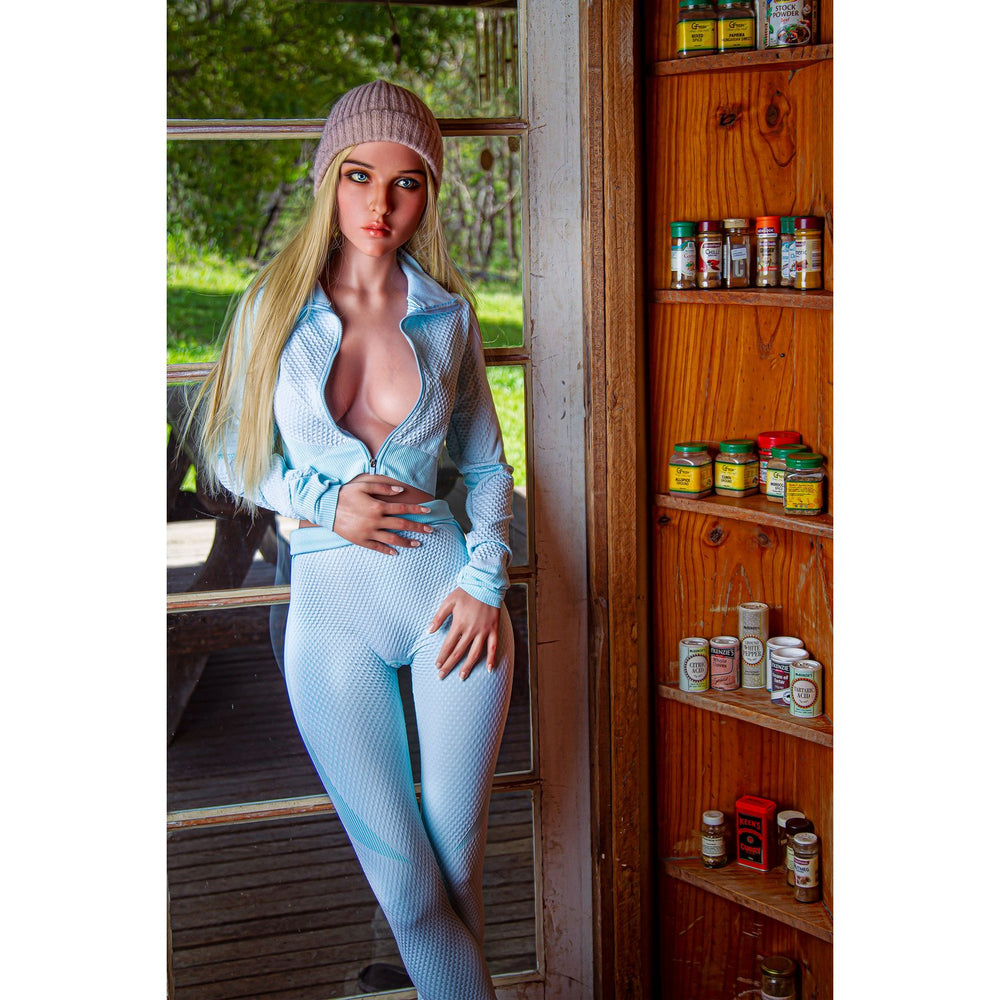 ANGEL KISS - Charli 165 cm (Silicone)