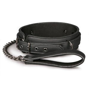 Fetish collar with leash